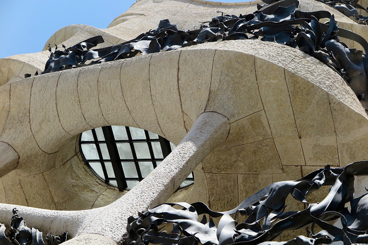 Details of La Pedrera (Casa Milo)