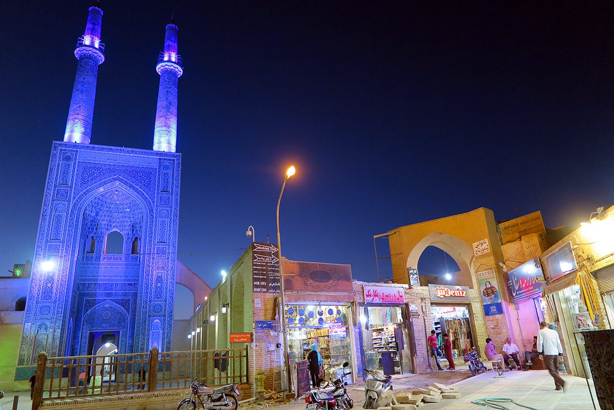 Masjed-e Jameh mosque in Yazd. The colors are wild!