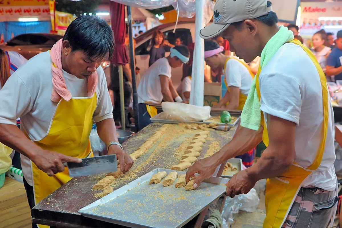 Very work-intensive dessert found in Chinatown: peanuts are crushed with hammers and then shaped into little soft pieces. - street food in Bangkok