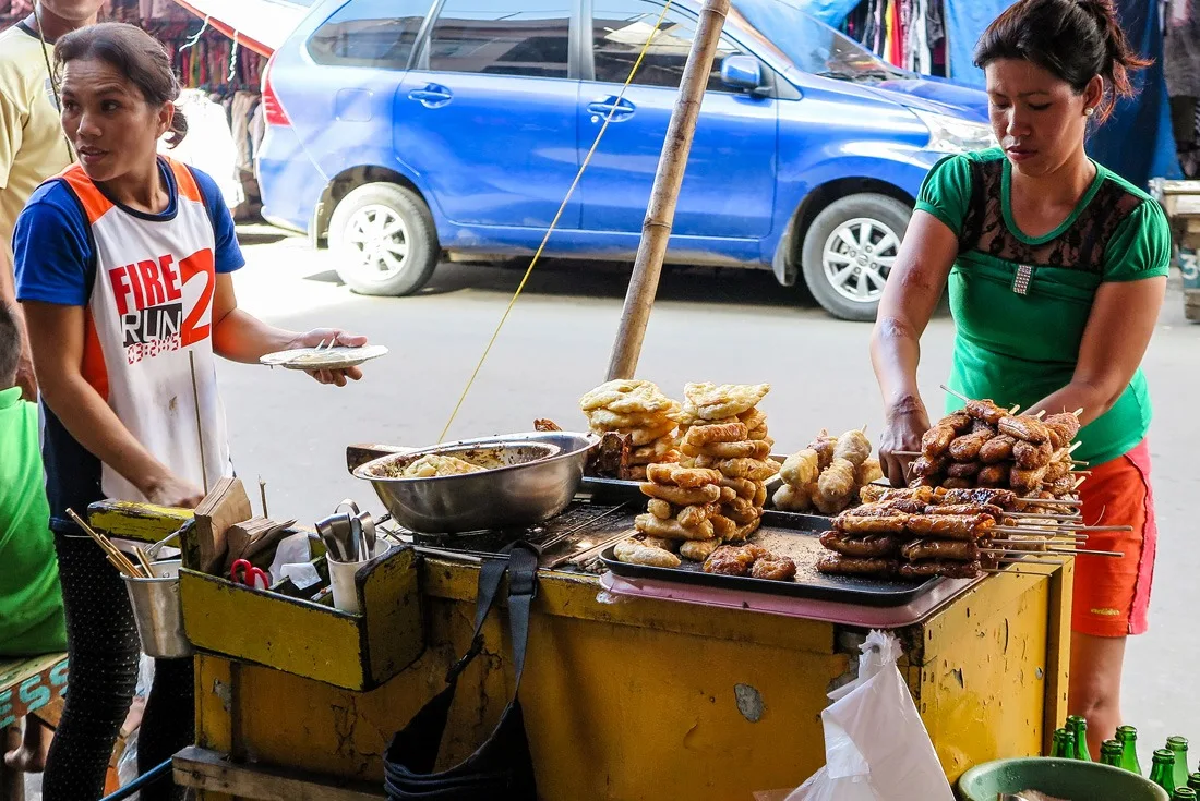 End of the food tour: fried bananas! Cebu City Philippines www.travelgeekery.com