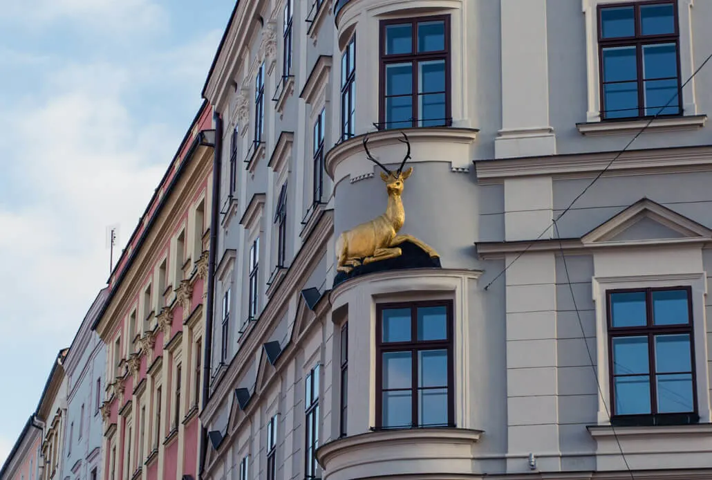 Golden Deer House on the Lower Square