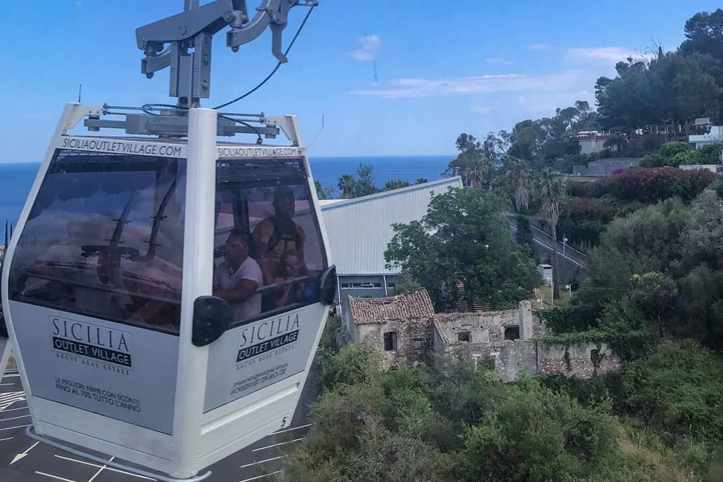 Taormina Cable Car down to the beach