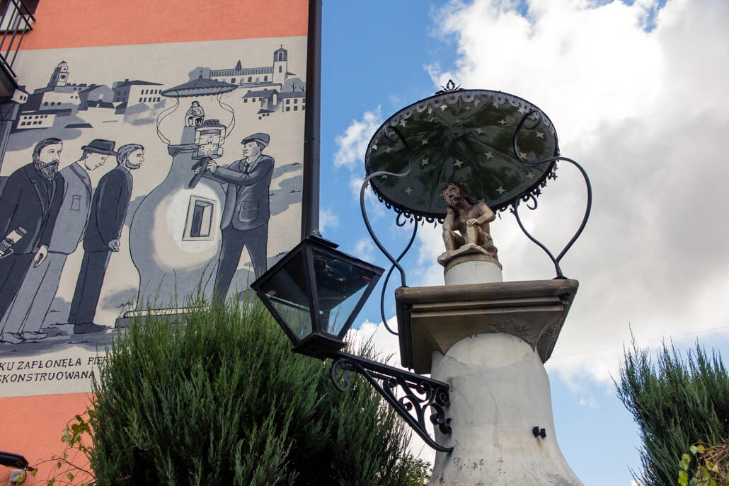 Monument to the first street oil lamp in Gorlice