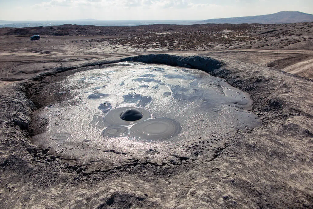 A bubbly mud volcano