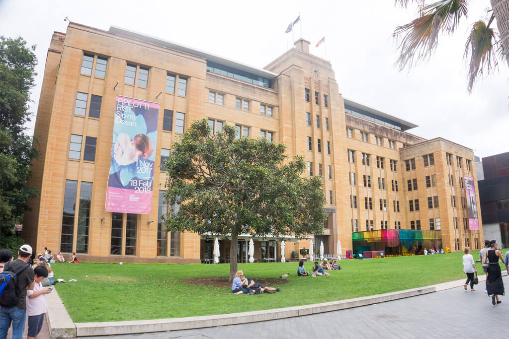 View of Sydney's Museum of Contemporary Arts