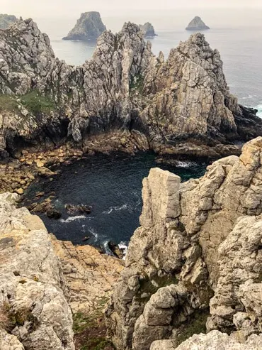 Cliffside views of Pointe de Pen Hir