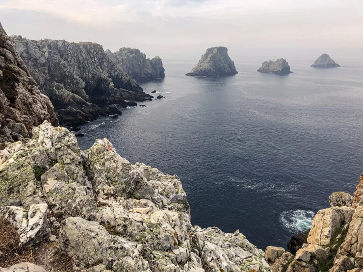 Les Tas de Pois islands off the coast of Pointe de Pen Hir