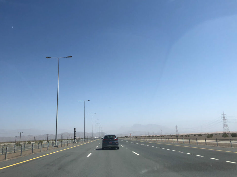 Complete Guide to Renting a Car in Oman incl. Driving Tips