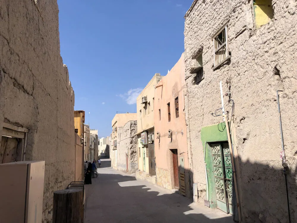 Narrow roads in Nizwa Old Town, Oman